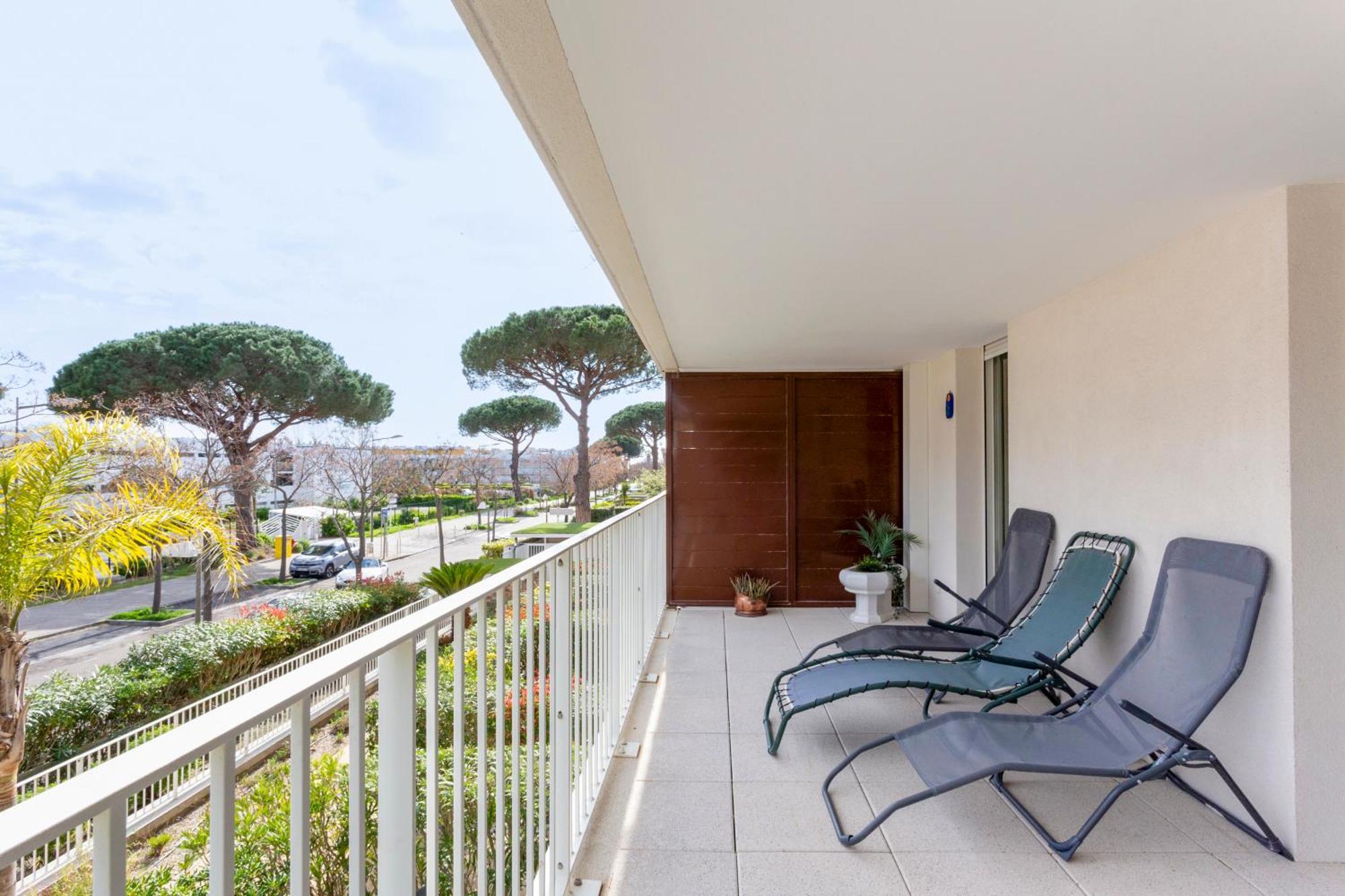 Chez Martin - Spacieux Appartement Climatise Proche De La Plage La Grande-Motte Exterior foto