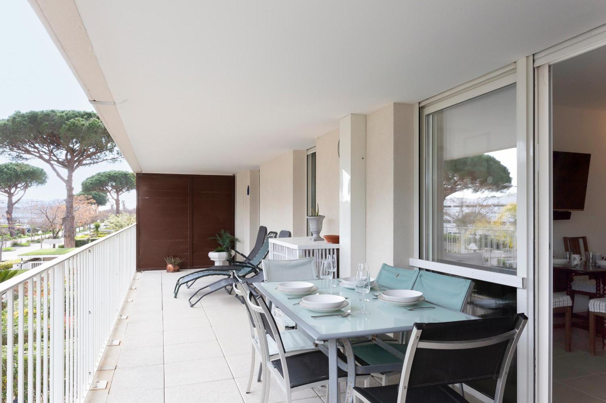 Chez Martin - Spacieux Appartement Climatise Proche De La Plage La Grande-Motte Exterior foto
